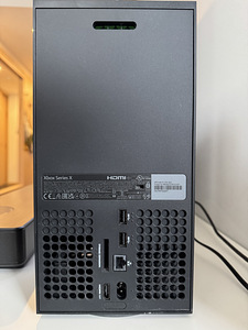 Xbox Series X (2 фото из 2)