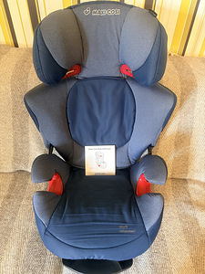 Автокресло Maxi-Cosi Rodi AirProtect и Maxi-Cosi Rodi (1 фото из 9)