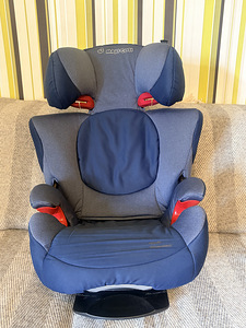 Автокресло Maxi-Cosi Rodi AirProtect и Maxi-Cosi Rodi (3 фото из 9)
