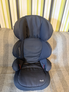 Автокресло Maxi-Cosi Rodi AirProtect и Maxi-Cosi Rodi (6 фото из 9)