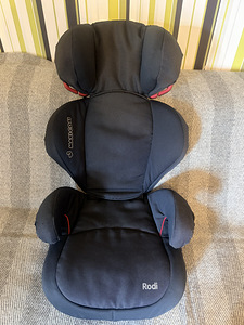 Автокресло Maxi-Cosi Rodi AirProtect и Maxi-Cosi Rodi (7 фото из 9)