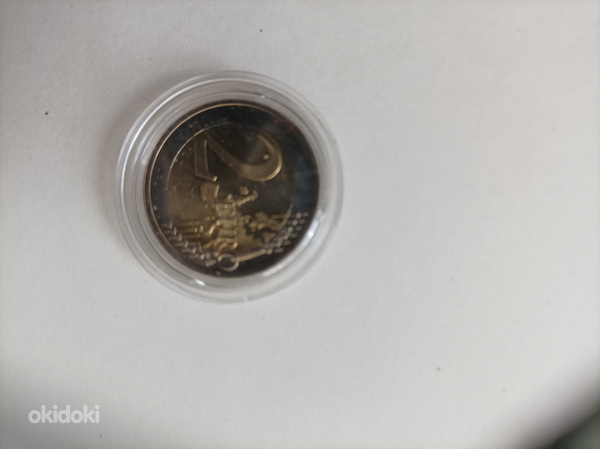 Kaheeurone eksklusiivne münt (foto #1)
