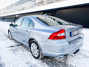 Volvo S80 D5 151kW Summum Geartronic (3 foto / 8)
