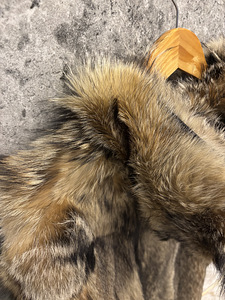 Rare! Stella Rossa Arctic Wolf Fur Coat (3 foto / 10)