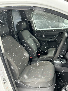 Volkswagen Caddy (6 foto / 6)