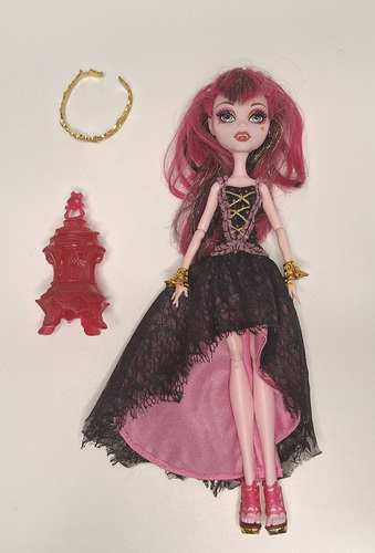 Monster High 13 Wishes Party Draculaura Doll