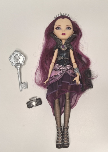 Ever After High Mattel First 1st Chapter Raven Queen Doll Ro