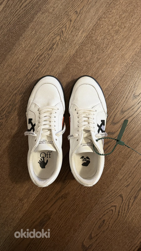 Vulcanized low-top Off-White sneakers nahast (foto #2)