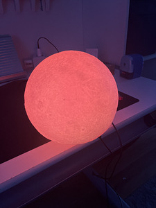Puutetundlik laaditav kuu lamp (2 foto / 3)