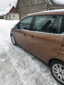 Müüa ford grand c max (7 foto / 8)