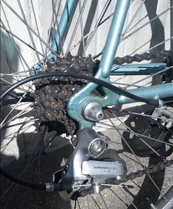 Kyoso Hawk Maanteratas (5 foto / 10)