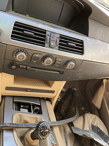 BMW E61 525D varuosadeks (2 foto / 7)