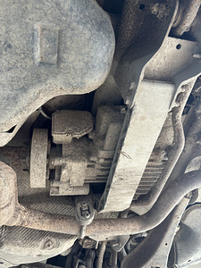 Vw Passat B6 2,0tdi 4wd Varuosadeks (7 foto / 10)