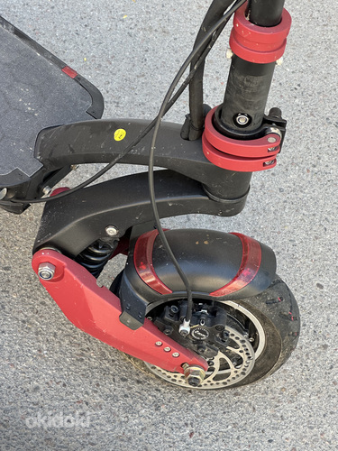 Varla Eagle One Dual Motor Electric Scooter (foto #3)