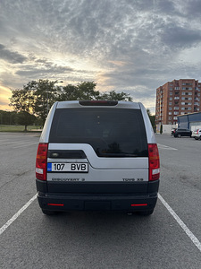 Land Rover Discovery 3 2.7 140kW (6 foto / 6)
