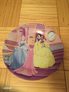 Disney 3 тарелки и 2 стакана для девочки (2 фото из 3)