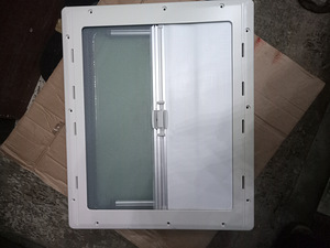 Dometic Seitz S4 Hinged windows W600 x H500 Caravan (3 foto / 4)