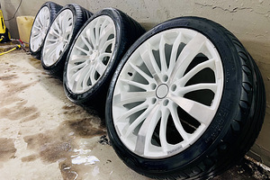 Audi колеса+шины Tomason 255/35R19 (2 фото из 8)