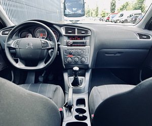 Citroen C4 Elegance 1.4 70kW (5 фото из 9)