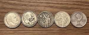 Продам монеты (3 фото из 8)