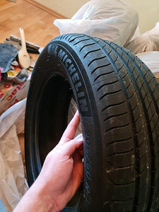 Новая резина R16 205/60 Michelin (2 фото из 4)