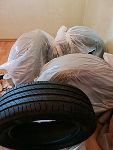Новая резина R16 205/60 Michelin (3 фото из 4)