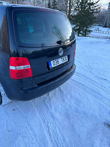 Volkswagen (7 фото из 15)