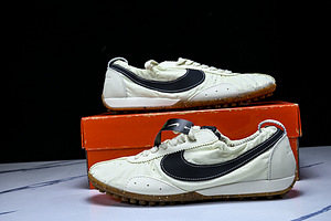 NIKE x JACQUEMUS MOON (2 фото из 8)