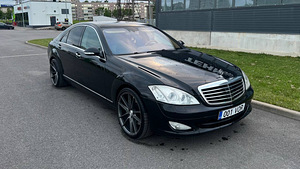 MERCEDES S-CLASS W221 4MATIC (1 foto / 13)
