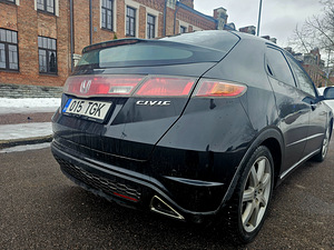 Honda Civic (6 foto / 9)