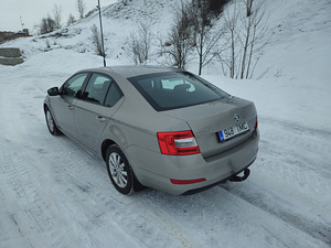 Skoda octavia (3 foto / 6)