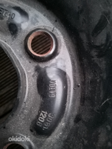 Volvo s40 või v40 tagavararatas