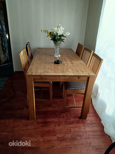 Täispuidust laud ja 5 tooli (foto #2)