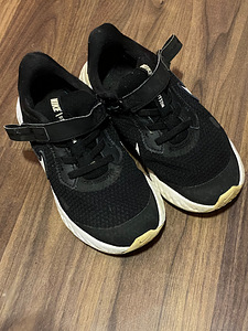 Кроссовки Nike 29,5 (1 фото из 1)