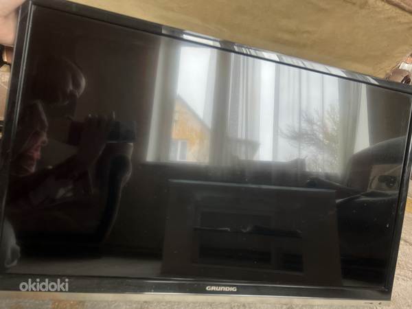 Grundig LCD TV 32 VLE 5325 BG (foto #1)
