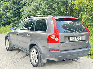Volvo XC90 (3 foto / 8)