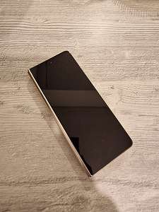 Samsung Galaxy Fold 4 (2 foto / 6)