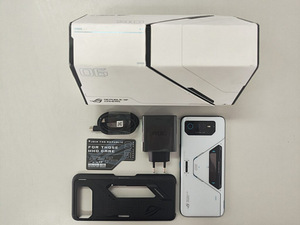 Uueväärne Asus ROG Phone 6 Pro (2 foto / 2)