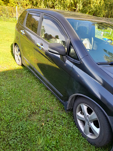 Продам машину (3 фото из 7)