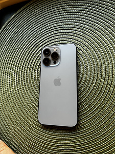 iPhone 13 Pro 256 gb Sierra Blue (3 foto / 8)