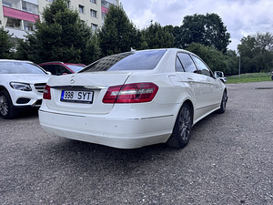 Mercedes-Benz E-class W212 2010 (3 foto / 9)