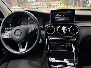 Mercedes-Benz GLC 350e 4MATIC Plug-in Hybrid (2017) (8 foto / 11)