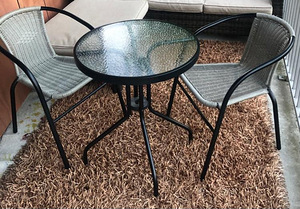 Aiamööbli komplekt 1 laud ja 2 tooli (1 foto / 2)