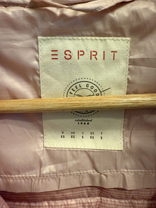 ESPRIT jope (5 foto / 5)