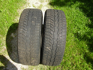 Шины 2шт 215/60R16