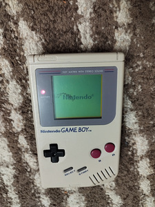 NINTENDO GAME BOY (4 foto / 5)