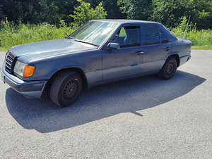 Mercedes benz 300d (5 foto / 9)