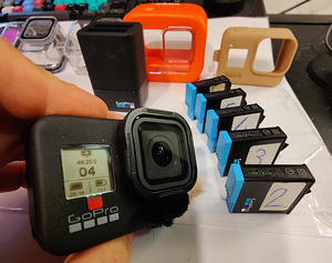 GoPro Hero 8 + 6 akut + erinevad filtrid ja ümbrised (5 foto / 5)