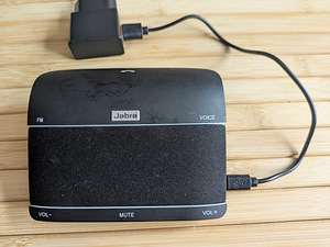 Jabra FreeWay hands-free (1 foto / 2)