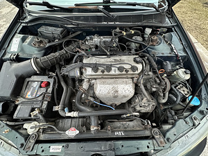 Honda Accord 2.0 (9 foto / 11)